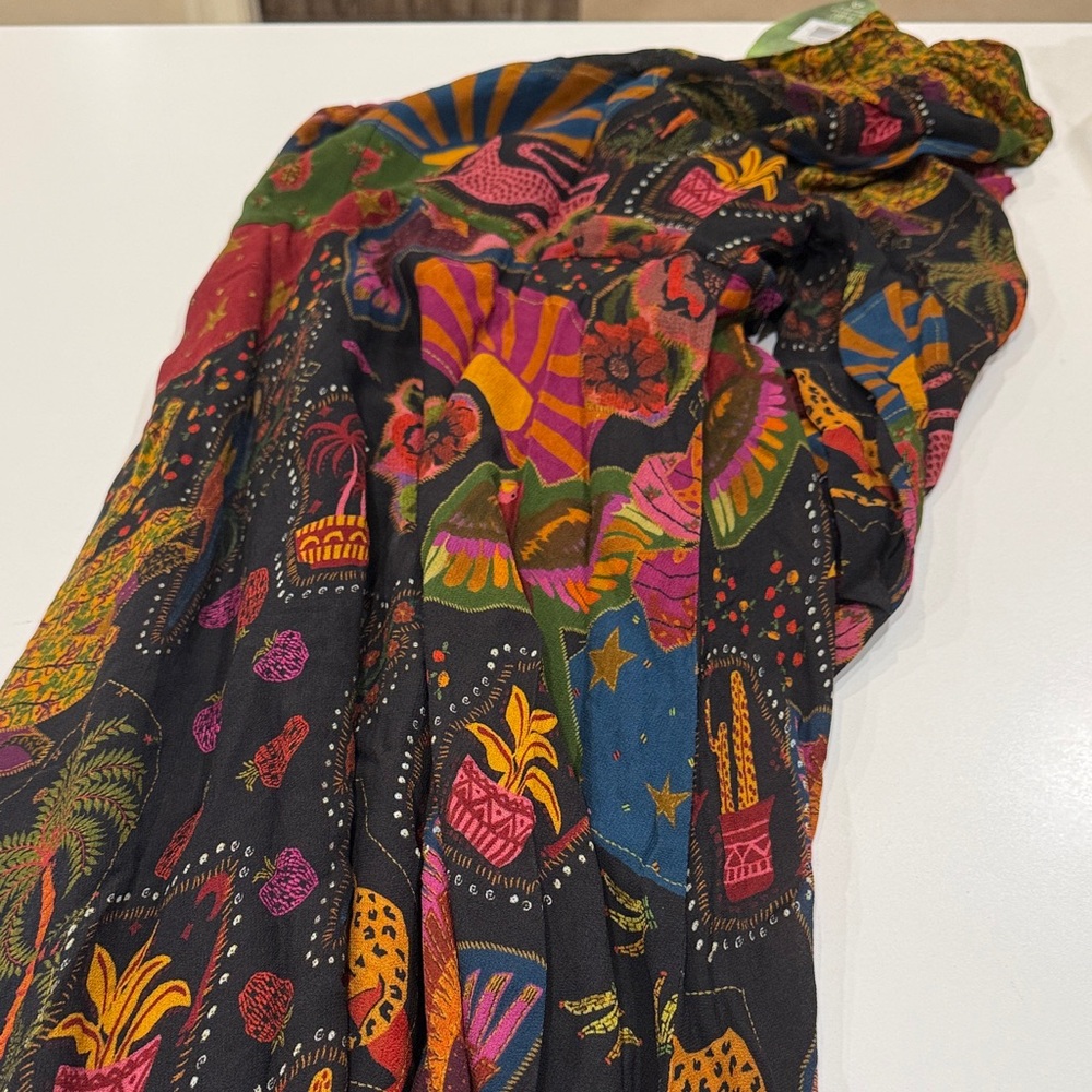 NWT Farm Rio One-Shoulder Floral Printed Midi Dress in Black and Multi - Picture 2 of 8